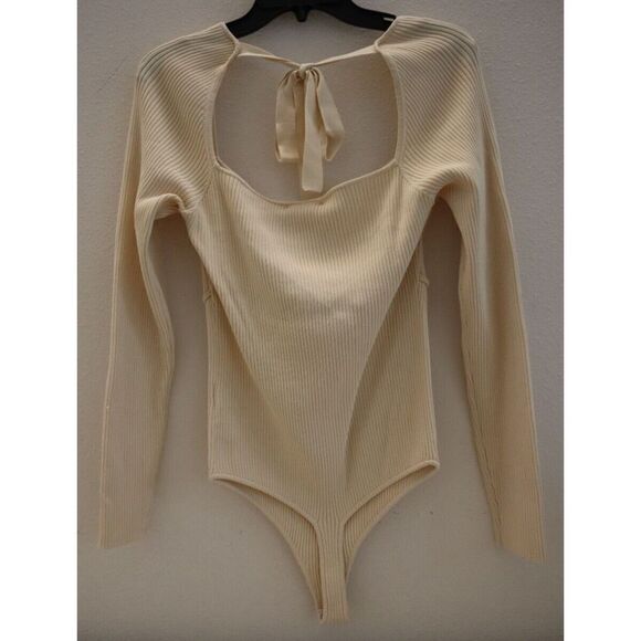 Leyden 1875LMA Women's Sz L Cream Ribbed Cutout Long Sleeve Thong Bodysuit $89+ - Picture 2 of 5